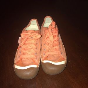 Women’s Keen Sneakers SZ 10